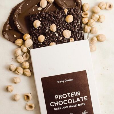 Chocolat protéiné sans sucre - 150 g - Saveur Noire aux Noisettes