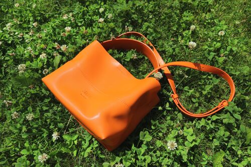 Cross Tote Orange