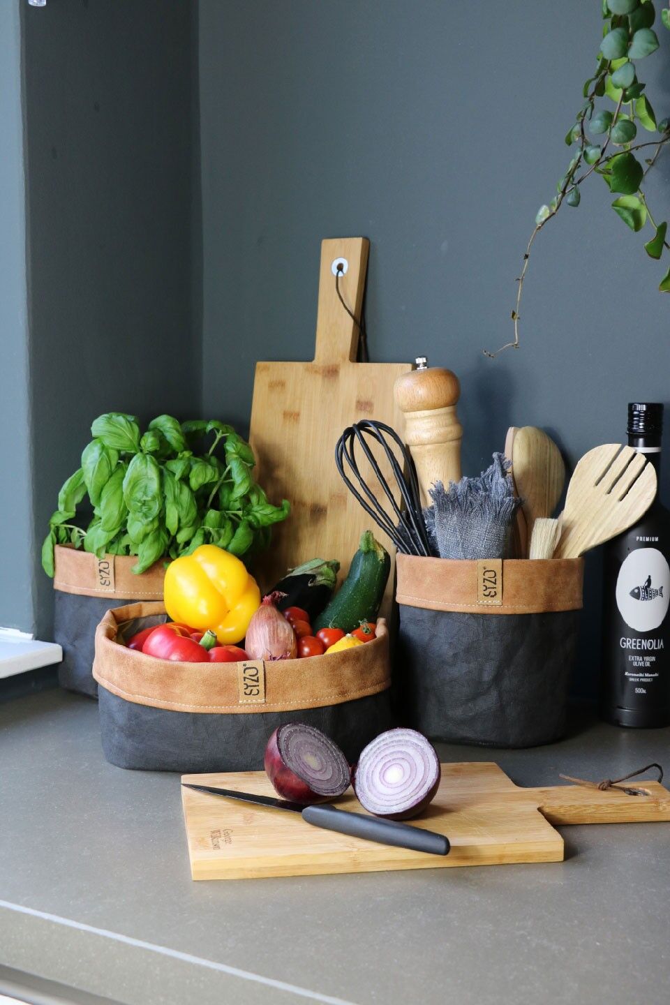 SIZO Paper Bag Noir avec bord en cuir avec doublure imperméable et biodégradable Ø15 x H15cm