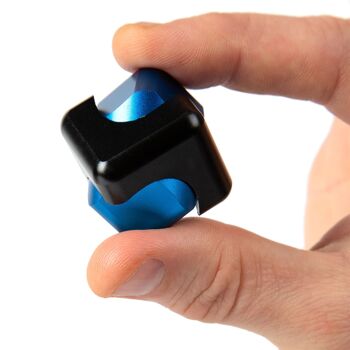 Bopster Fidget Cube Spinner dans une boîte cadeau - Noir et bleu 4