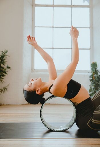 Roue de yoga tropicale - aide à la flexibilité et au soutien 2
