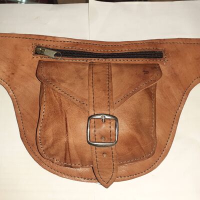 Leather holster. Photo 10