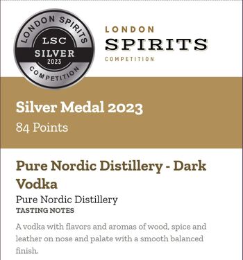 Distillerie Pure Nordic - Vodka Noire 4