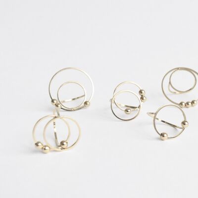 Collezione CIRCUS - Anello - Due cerchi M-S e tre perline in metallo