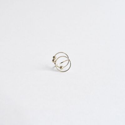 Collezione CIRCUS - Anello - Due cerchi S e tre perline in metallo