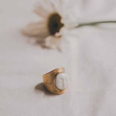Moon ring gilded with fine gold