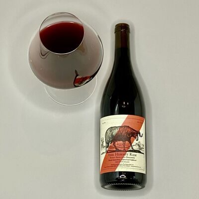 THE HERMIT RAM - Pinot Noir Zealandia 2020 - Vino natural - Vino tinto - Nueva Zelanda