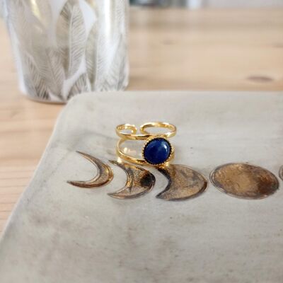 Openwork rings gilded with 14-carat fine gold, cabochon in fine lapis lazuli stone