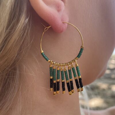 Gold and dangling hoop earrings in Miyuki pearls - green and black