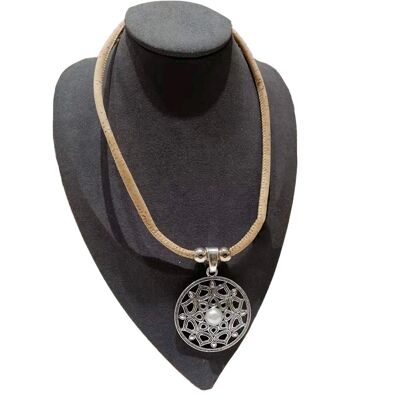 Cork Necklace: Star or Rosette with 1 pearl