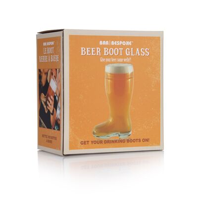 Maßgeschneiderter Bierstiefel für die Bar