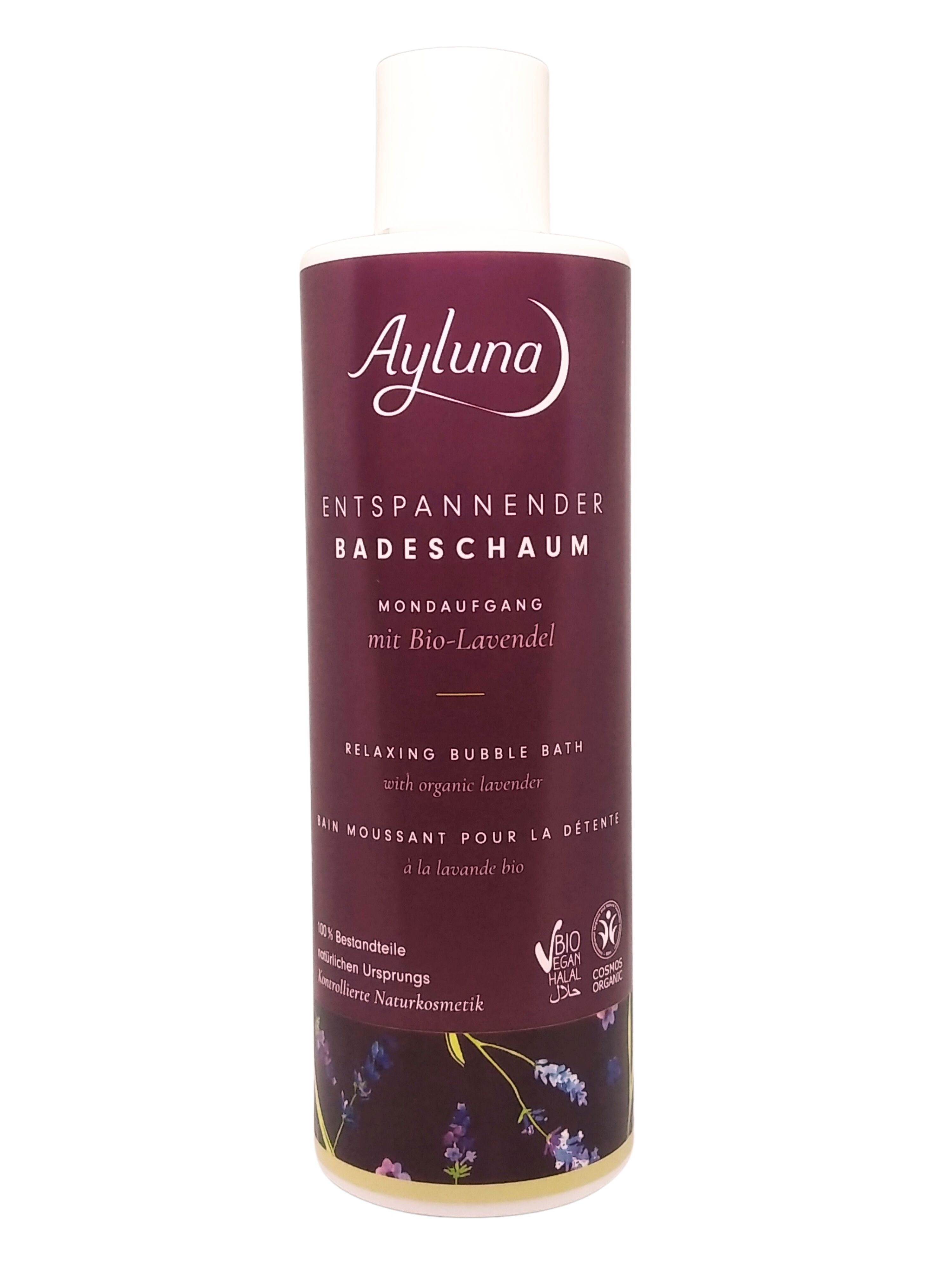 Rilassante bagno schiuma al sorgere della luna