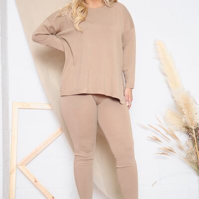 Kamelfarbene bequeme Loungewear mit taillierter Hose