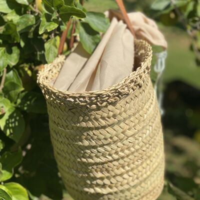 10 tower baskets with pouch closure
