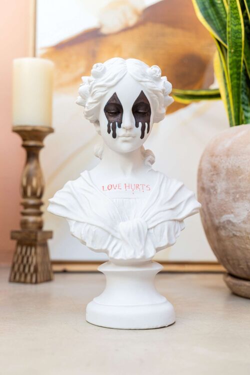 Love Hurts, Modern Sculpture for Home Decoration