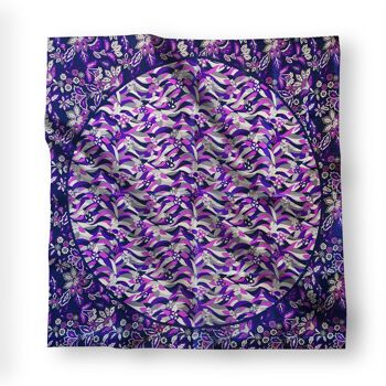 Foulard, Fleurs violettes 1