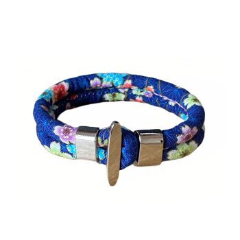 Bracelet en tissu japonais bleu fleuri. 1