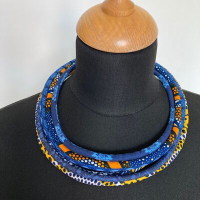 6-row fabric necklace, wax fabrics, blue tones.