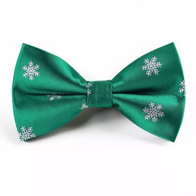 Christmas bowtie "Green with Snowflakes"
