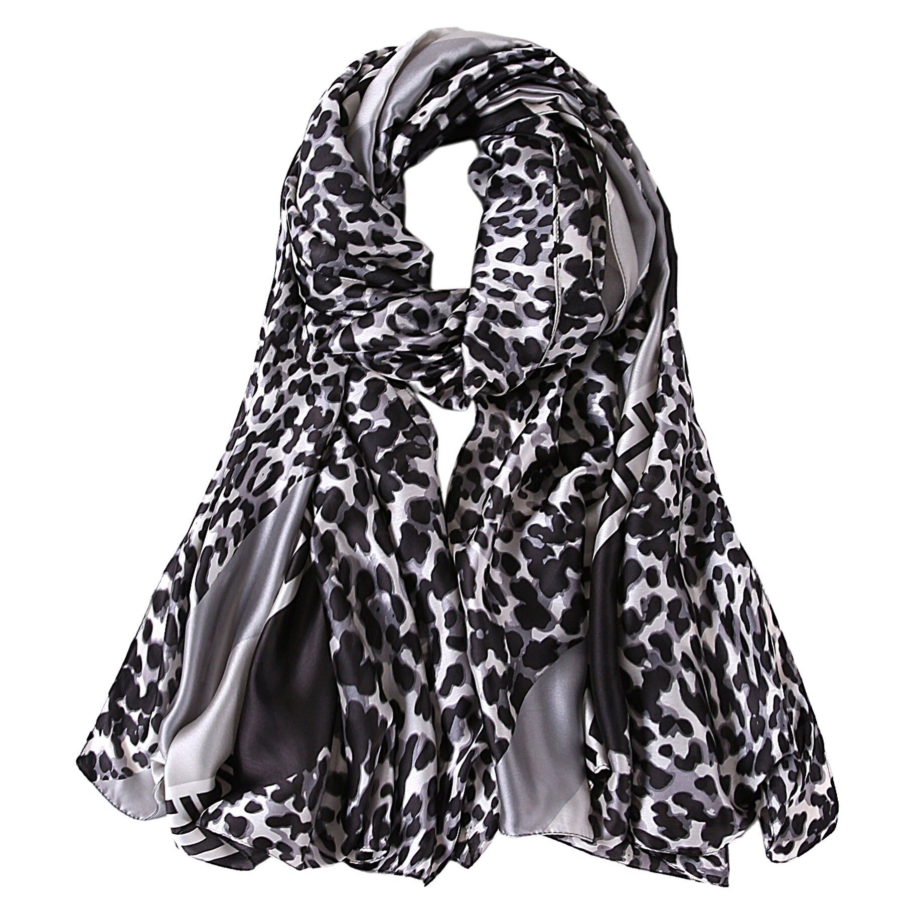 Estola de seda doble F de leopardo negro