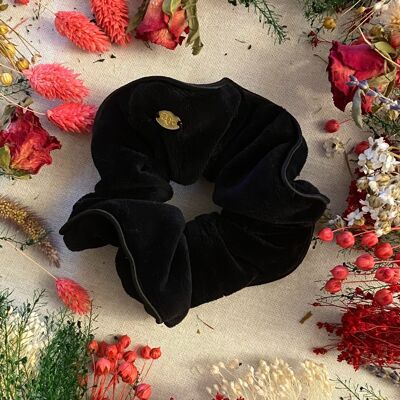 Aldo black organic velvet scrunchie