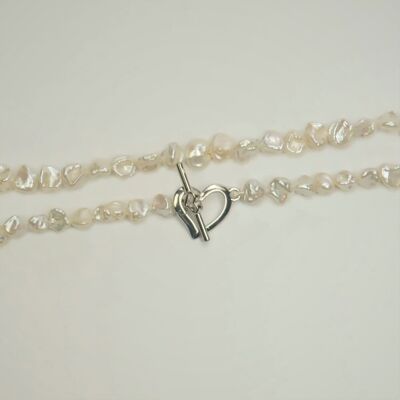 Keshi pearl necklace with heart toggle clasp, 47cm