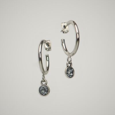 Open creoles with a crystal "silver shade"