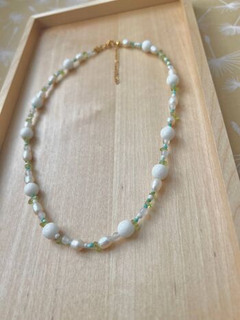 Collier de perles fait à la main, collier de perles colorées - Apprêts en acier inoxydable plaqué or 18 carats - Perle d'eau douce et agate blanche 4