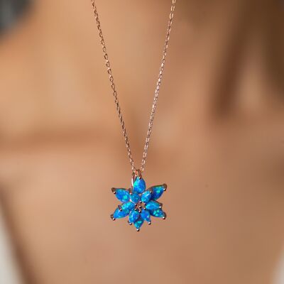 COLLIER FLEUR DES SAUVAGES BLEU