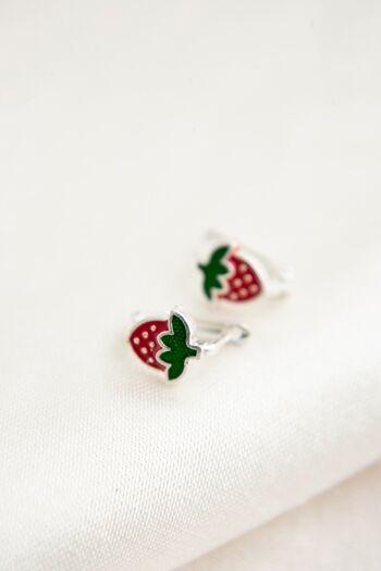 BOUCLES D'OREILLES FRAISE 1