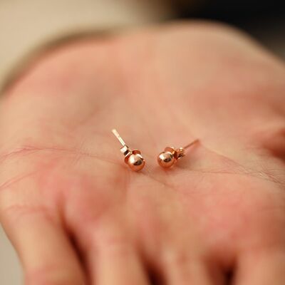 TINY STUD EARRINGS