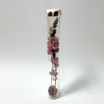 Tube sur pied Esperanza rempli de fleurs séchées à la cire blanche 1