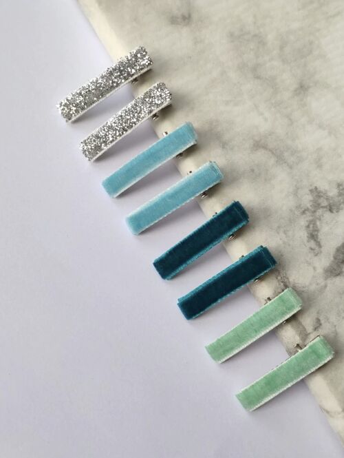 LESS IS MORE - Set of 8 Hair Clips