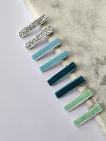LESS IS MORE - Set of 8 Hair Clips 1