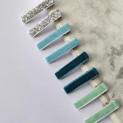 LESS IS MORE - Set of 8 Hair Clips