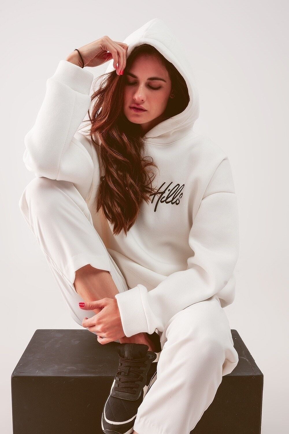 Cream discount hoodie wholesale