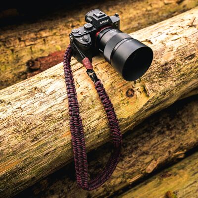 Tracolla per fotocamera "The Traveller" in paracord - Red Dots - 125cm
