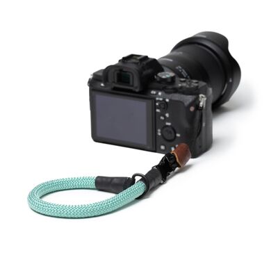 Camera hand strap "The Loop" made of climbing rope - Mighty Mint