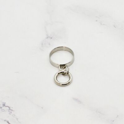 Circle charm ring
hollow steel - 3mm