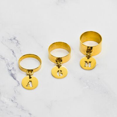 Set di 6 anelli con nappa traforati in oro con lettere cammello 15mm - 12mm