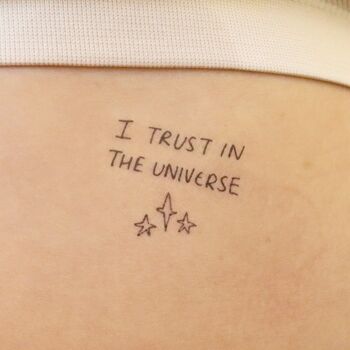 Je fais confiance au tatouage temporaire de l'univers 1
