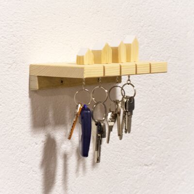 Key holder rack with keyrings
