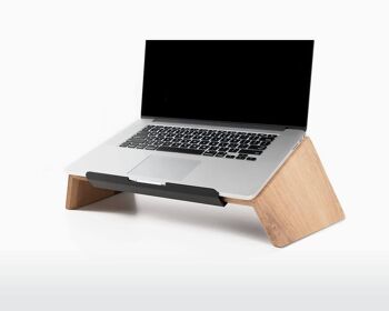 Wooden laptop stand - Oak 1