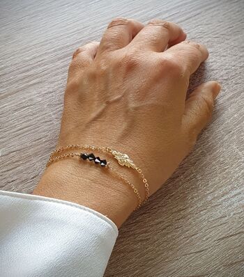 Bracelet double chaîne en or avec cristaux noirs 3