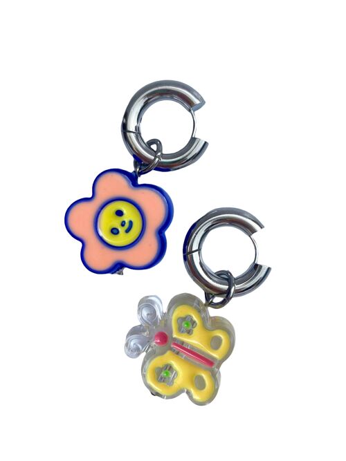 FLOWER POWER EARRINGS