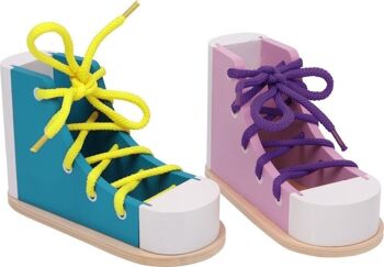 Faire un nœud pour les chaussures en fil 1