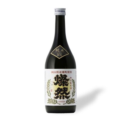 "Sanzen" Tokubetsu Junmai Omachi Sake - 720ml