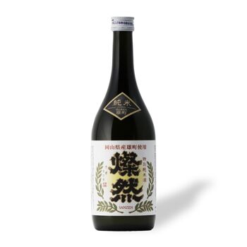 "Sanzen" Tokubetsu Junmai Omachi Saké - 720ml 1