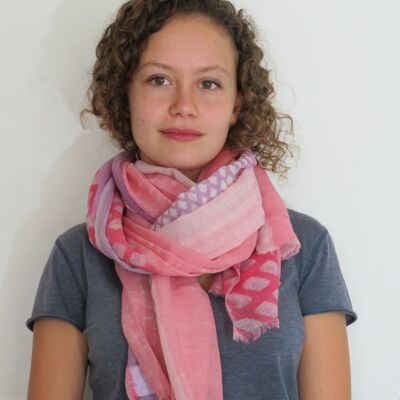 Baltic pink wool stole