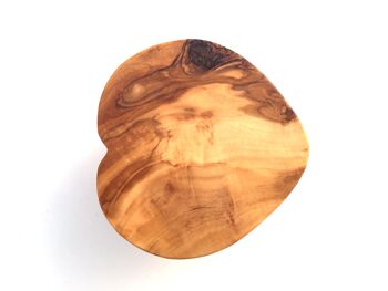 Boîte en forme de cœur avec système de fermeture magnétique en bois d'olivier 2